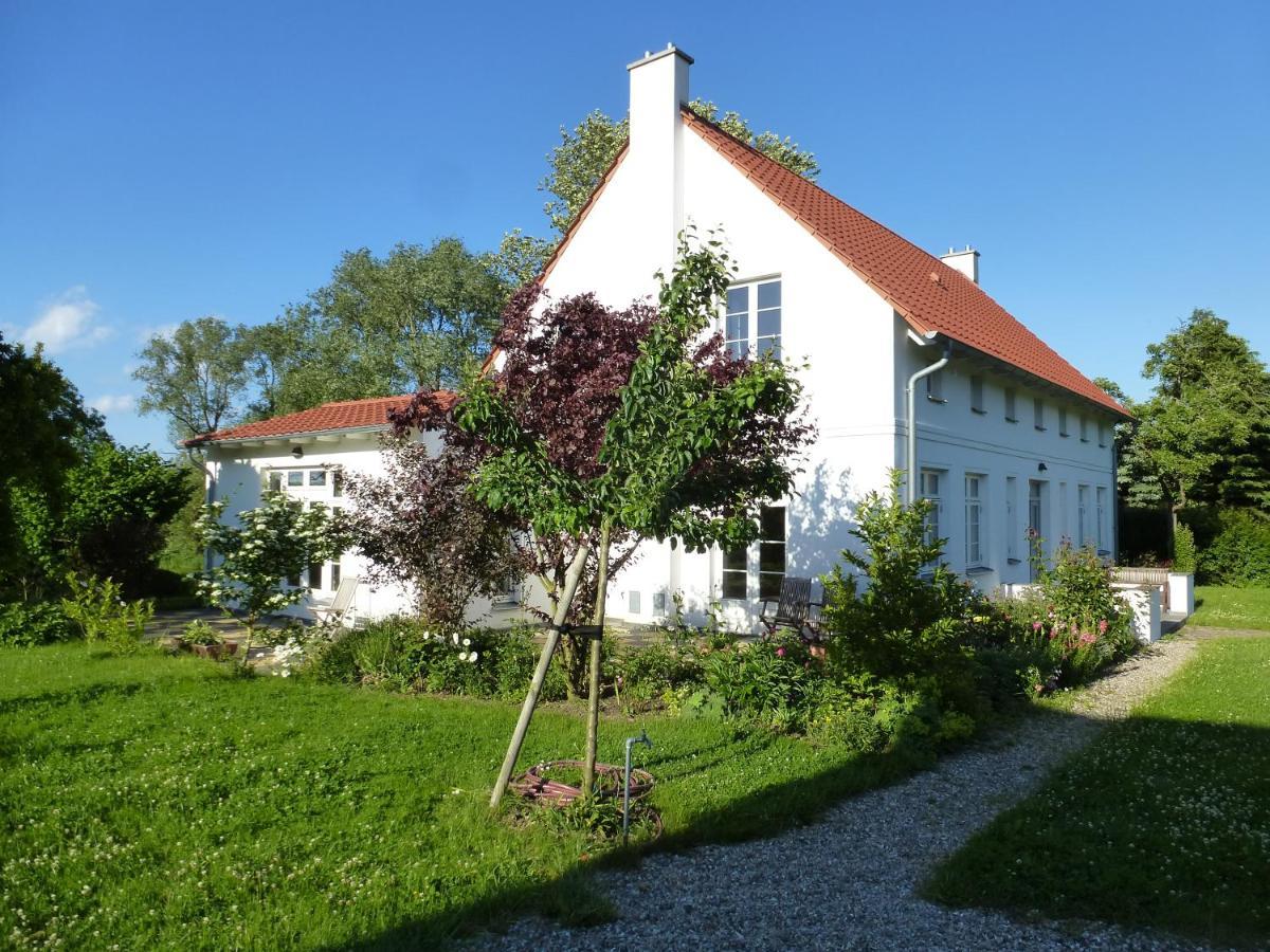 Traumhaftes Luxus-Ferienhaus Warnkenhagen  Luaran gambar