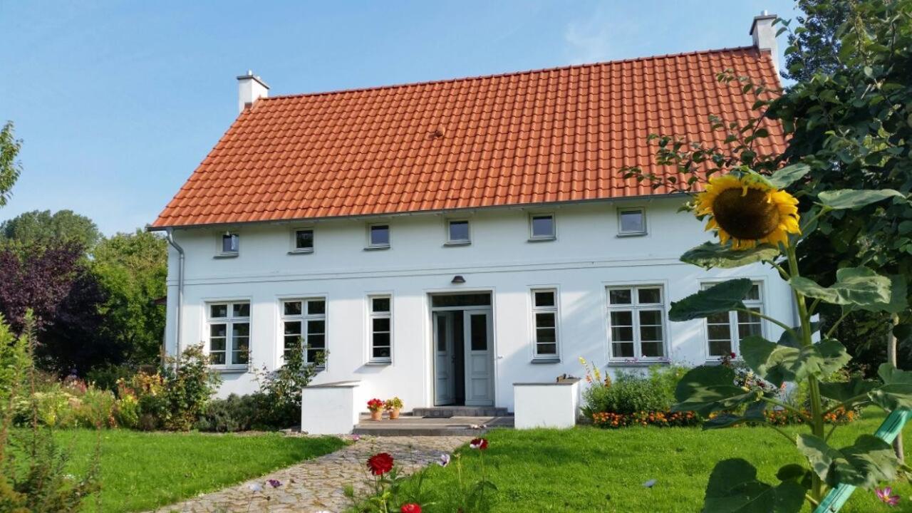 Traumhaftes Luxus-Ferienhaus Warnkenhagen  Luaran gambar
