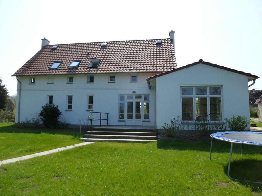 Traumhaftes Luxus-Ferienhaus Warnkenhagen  Luaran gambar
