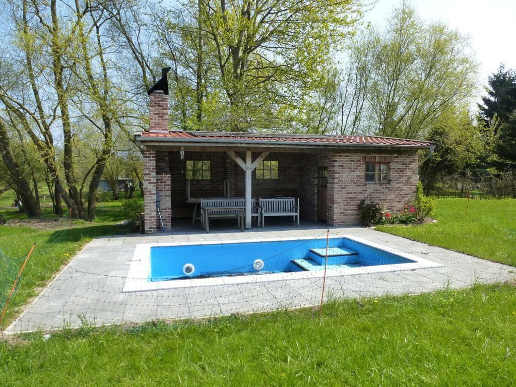 Traumhaftes Luxus-Ferienhaus Warnkenhagen  Luaran gambar